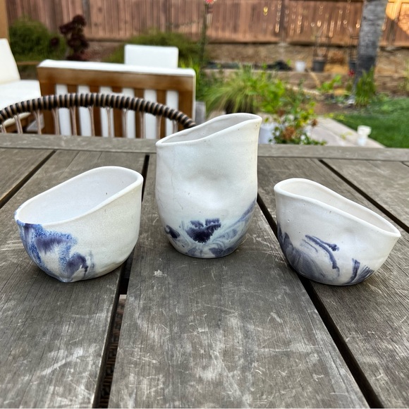 Studio Pottery 3 Piece Set White with Blue Swirl Pitcher and Mugs ART DECO - Picture 1 of 15